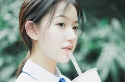 开云体育官网-橙衣之殇与桑巴之舞，当穆西亚拉成为上帝掷下的那枚骰子