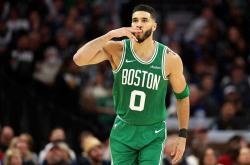 开云体育登录-灰熊完胜凯尔特人，字母哥惊艳世界