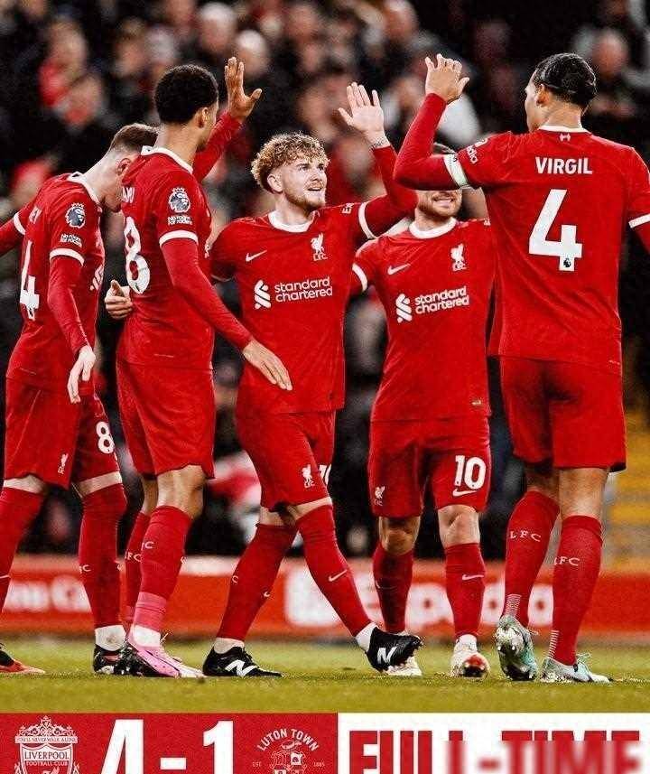 利物浦逆转瓦伦西亚，特尔施特根惊艳世界