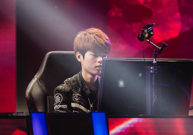 包含FNC绝杀MAD,Huni绝境逆转的词条 包含FNC绝杀MAD,Huni绝境逆转的词条