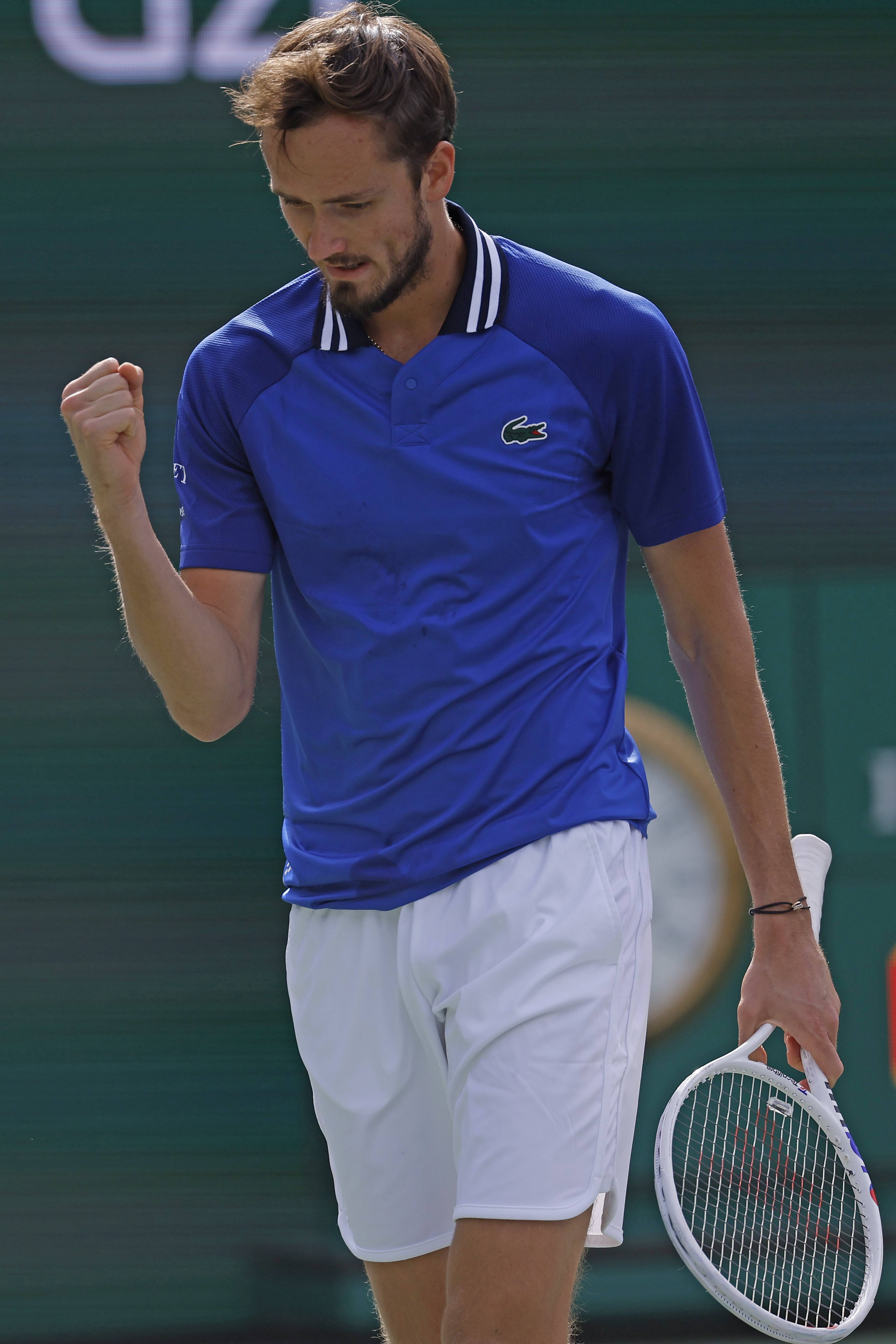 意大利网球队血洗西班牙网球队，梅德韦杰夫高光表现