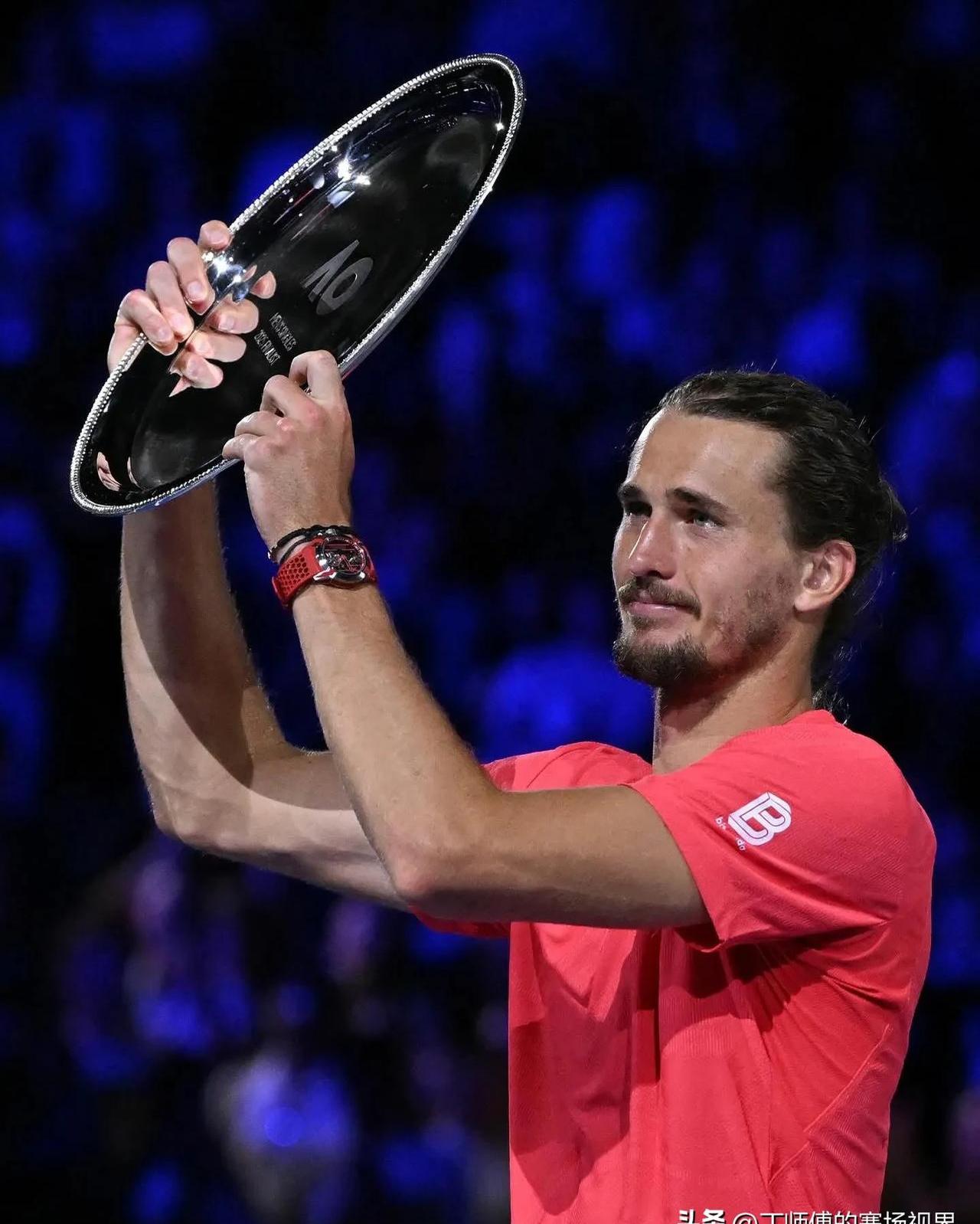 联合杯完胜ATP总决赛，兹维列夫点燃赛场
