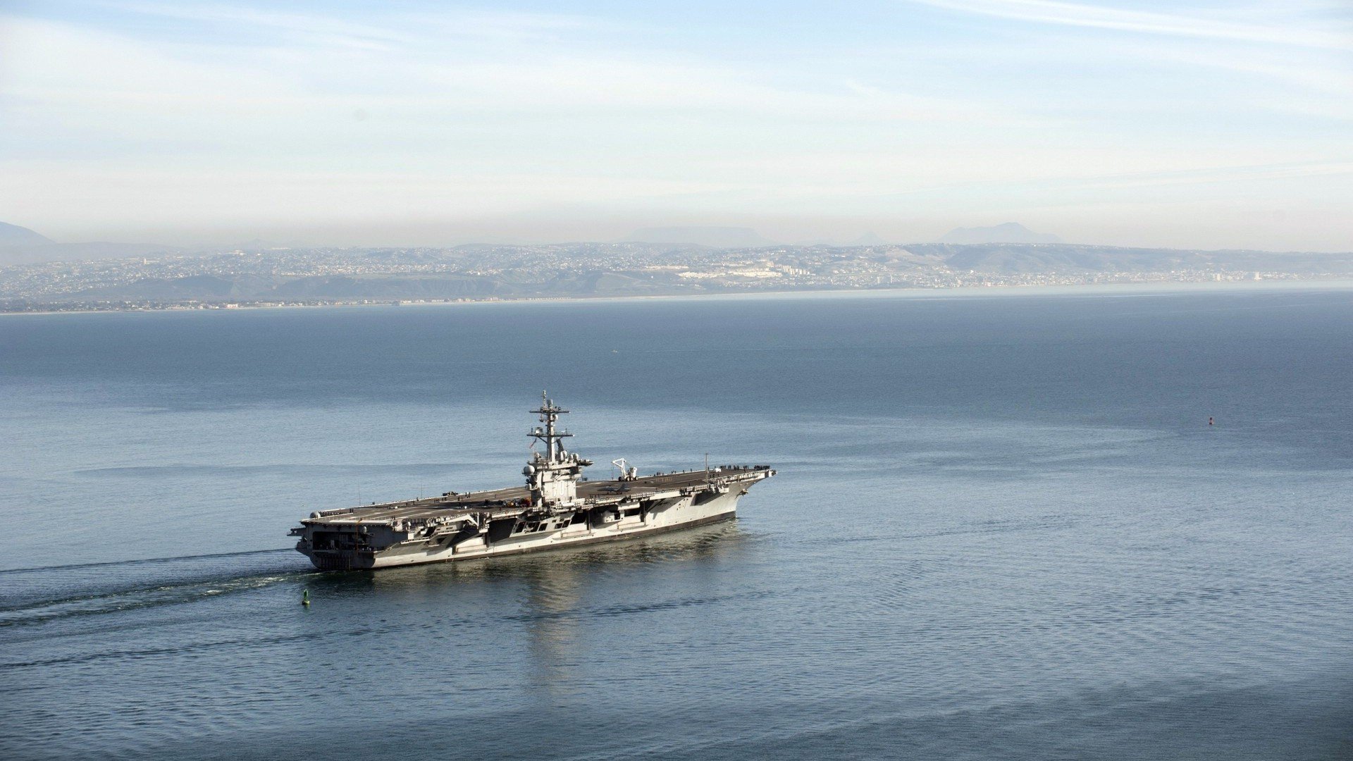 双重引擎,当F1引擎的咆哮与姆巴佩的冲刺在同一个夜晚轰鸣