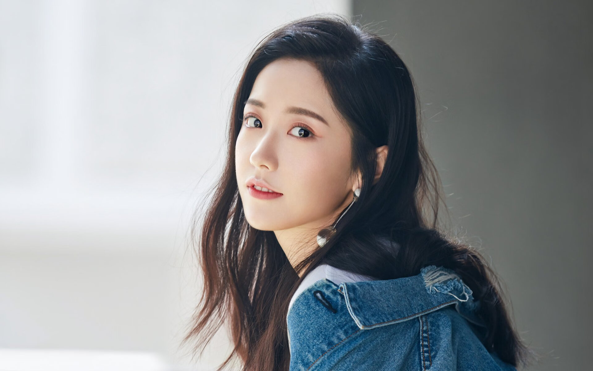 世界排名之夜，本泽马一剑封喉，法国重返王座的12分钟奇迹