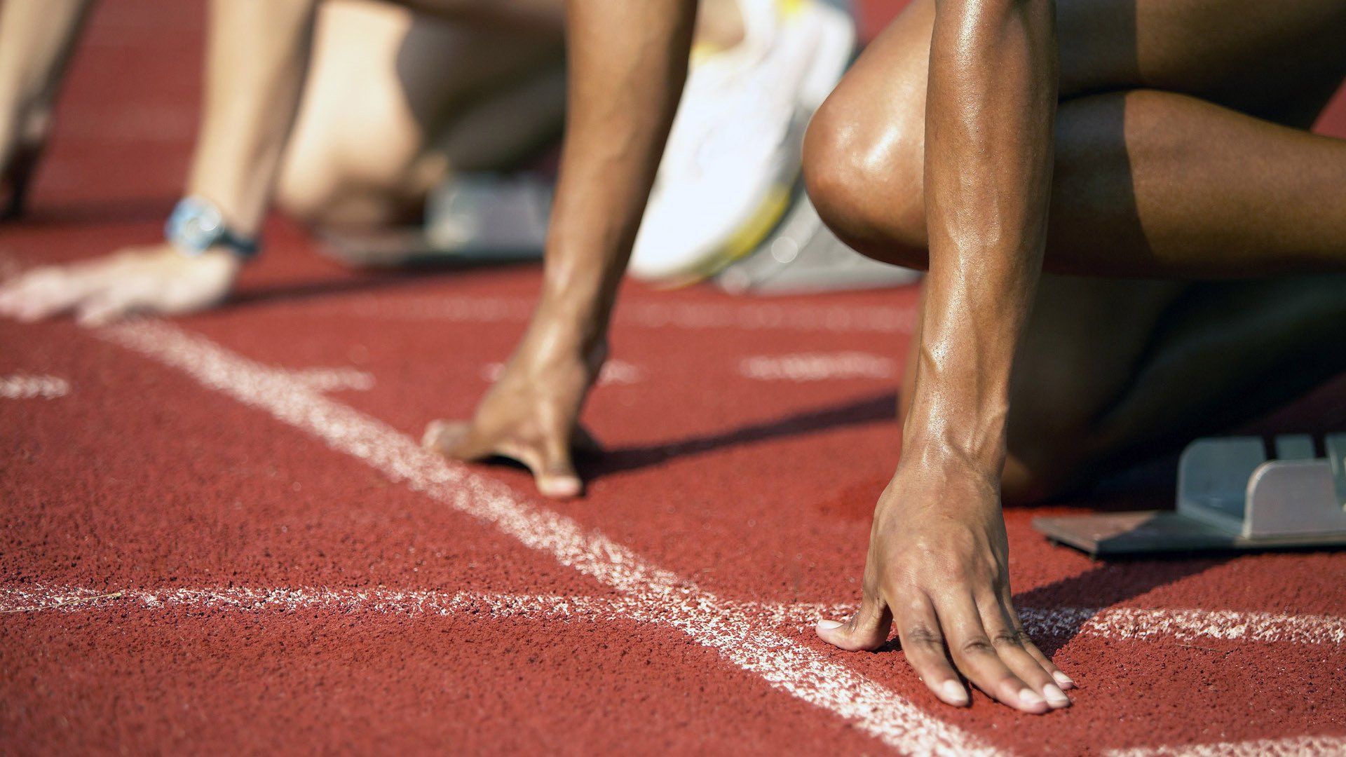 东决关键战的冰岛启示，掀翻突尼斯的逆袭精神