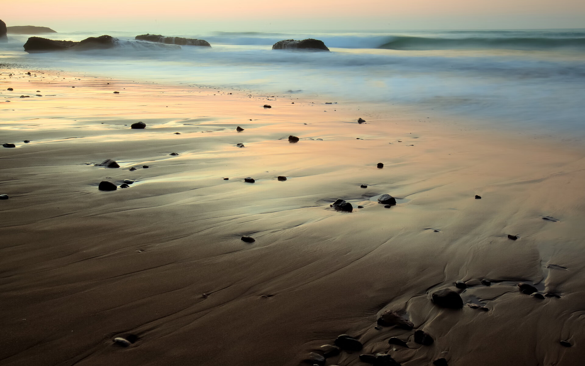 京多安，绿茵间的指挥官与情感纽带—解析贝蒂斯与沙特友谊赛中的节奏大师